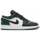 Jordans 1 Low GS 'Green Toe'
 553560 371 Natur/Schwarz/Mehrfarbig Jordan Damen/Herren