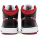 Jordans 1 Mid GS Black Gym Red
 DJ4695 122 Sail/Dark Mokka-University Red-Black Jordan Damen/Herren