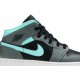 Jordans 1 Mid GS Grey Aqua
 554725 063 Weiß/Schwarz/Light Solar Flare Heather/Hyper Royal Jordan Damen/Herren