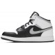 Jordans 1 Mid GS 'White Shadow'
 554725 073 Zinnober/Hanf/Weiß Jordan Damen/Herren