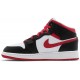 Jordans 1 Mid GS White Very Berry
 554725 016 Weiß/Dunkler Obsidian/Teamrot Jordan Damen/Herren