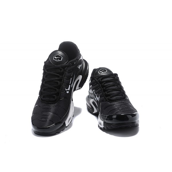 Nike Air Max Plus Tn Herren Schwarz and Weiß Sportschuhe