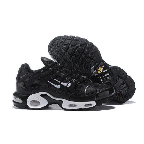 Nike Air Max Plus Tn Herren Schwarz and Weiß Sportschuhe