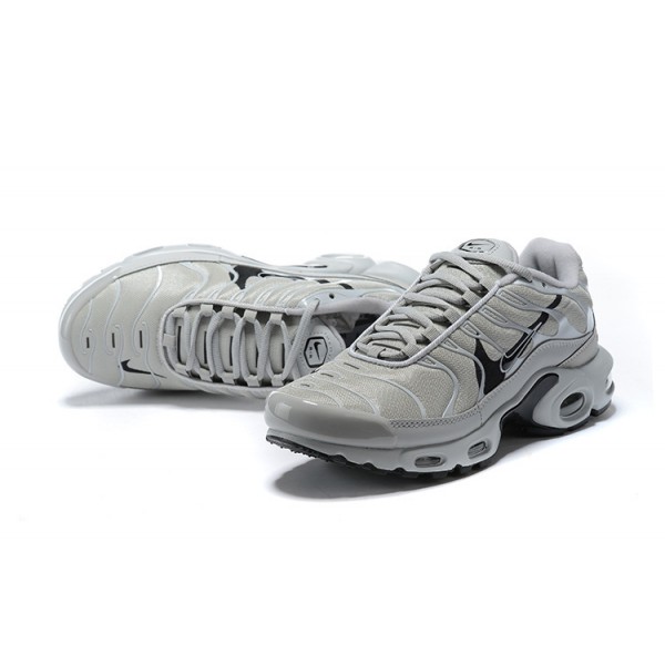 Nike Air Max Plus Tn Herren Grau Schwarz CU3454-002 Sportschuhe