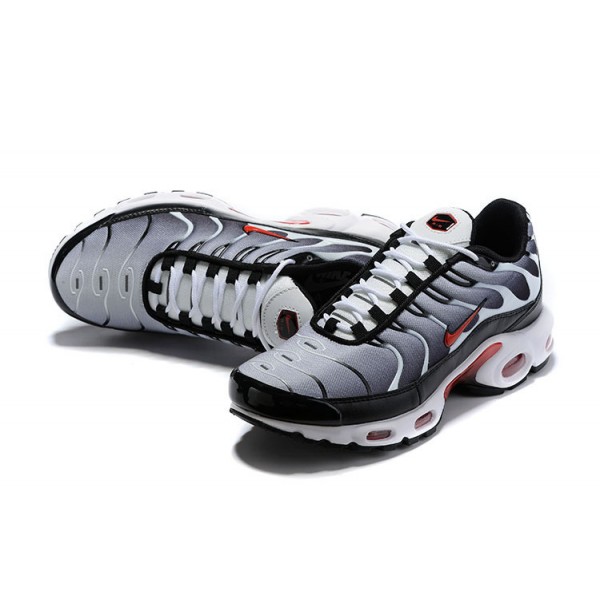 Nike Air Max Plus Tn Herren QS Schwarz Rot Sportschuhe 